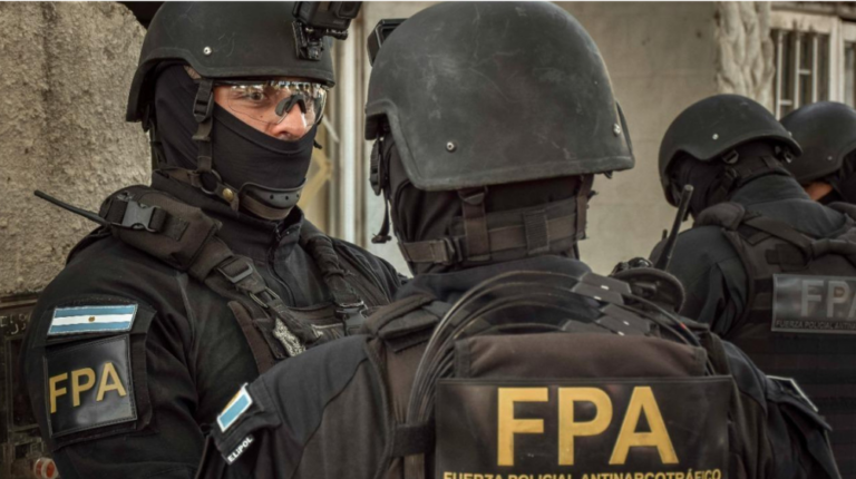 845_fpa-negro.png