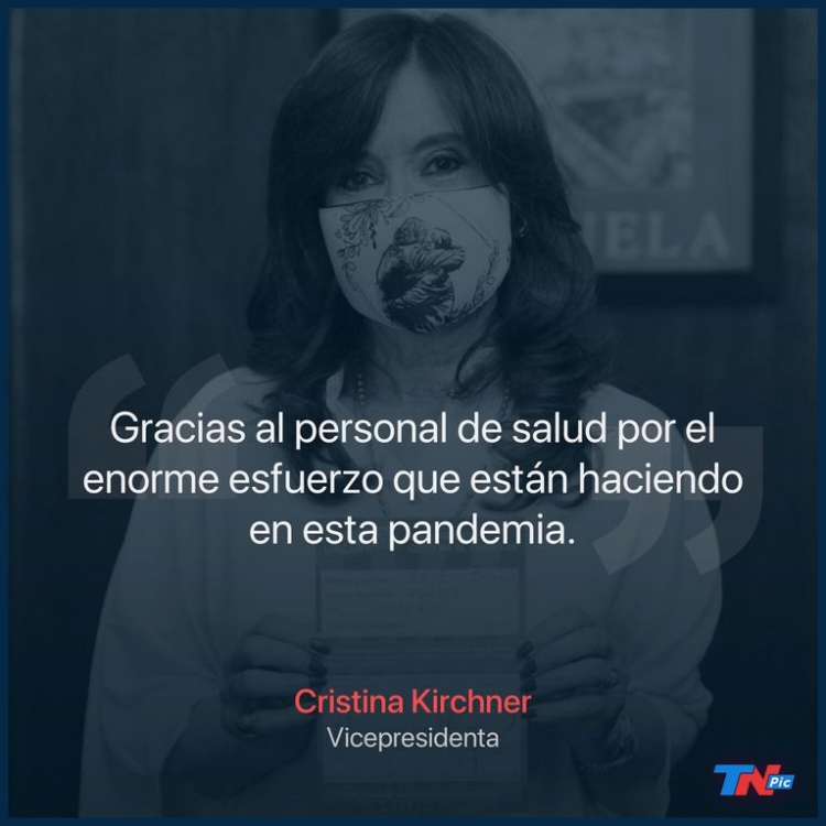 0_cristina-se-vacuna-3-ch.jpg