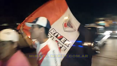 0_hinchas-de-river.png