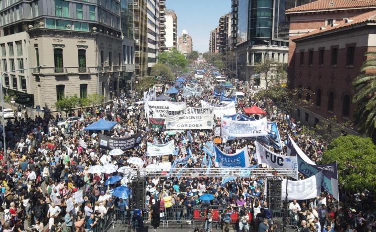 1047_marcha-unc.jpg