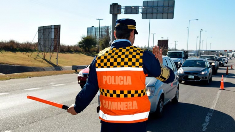 322_condenaron-a-un-expolicia-de-la-caminera-por-inventar-una-multa-en-traslasierra-aldfzqzkazhkpciyzayordgcce.jpg