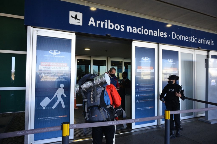 62_habilitan-el-aeropuerto-de-c-rdoba-ch.jpg