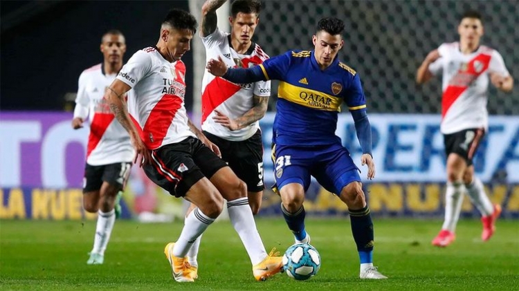 65_boca-y-river-chocan-en-un-nuevo-supercl-sico-con-hinchas-ch.jpg