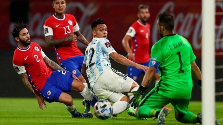 65_sin-messi-ni-scaloni-argentina-enfrenta-a-chile-en-el-desierto-de-calama.jpg