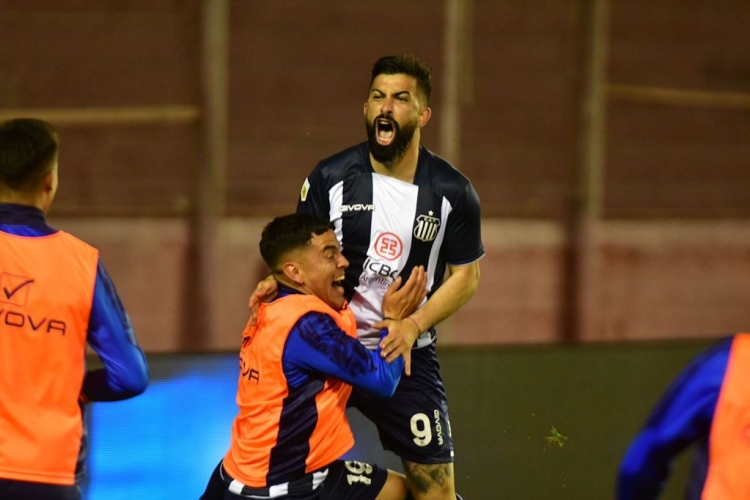 65_talleres-le-gan-2-1-a-temperley-y-est-en-semifinales-de-la-copa-argentina-ch.jpg