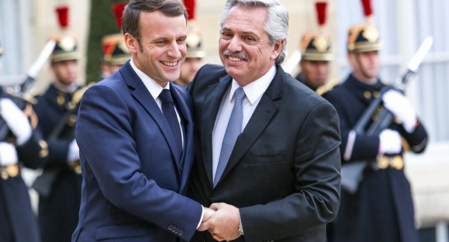 0_albeto-y-macron-ch.jpg