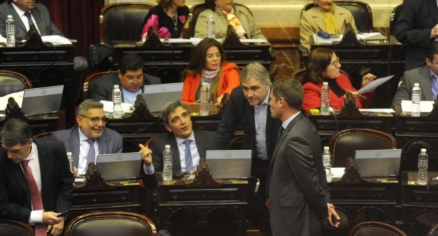 0_congreso-llaryora.jpg