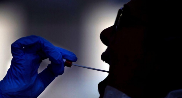 0_coronavirus-hisopo.jpg