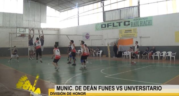 0_dean-funes-voley-vs-universitario.jpg