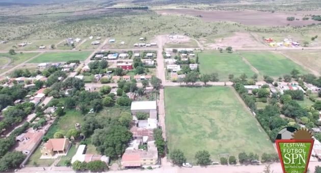 0_festival-del-futbol-cancha-terminadas-desde-el-aire.jpg