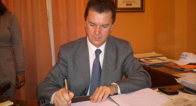 0_intendente-teijeiro-firma.jpg
