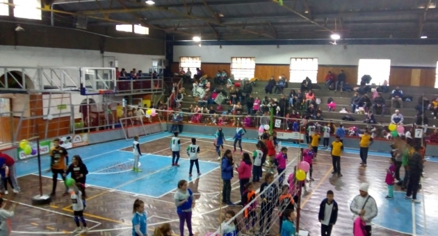 0_mini-voley-estadio-cub.jpg