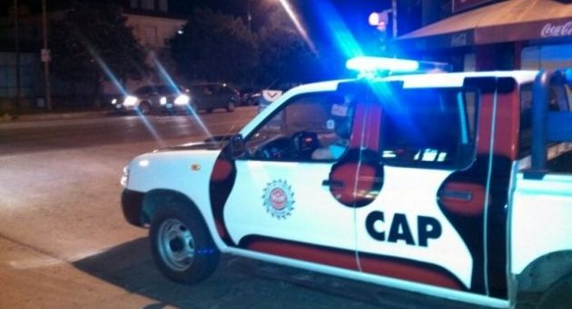 0_movil-de-la-policia-de-noche.jpg
