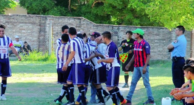 0_talleres-de-quilino-2016-festejan.jpg