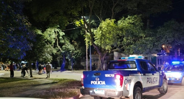 1211_moviles-en-una-plaza.jpg