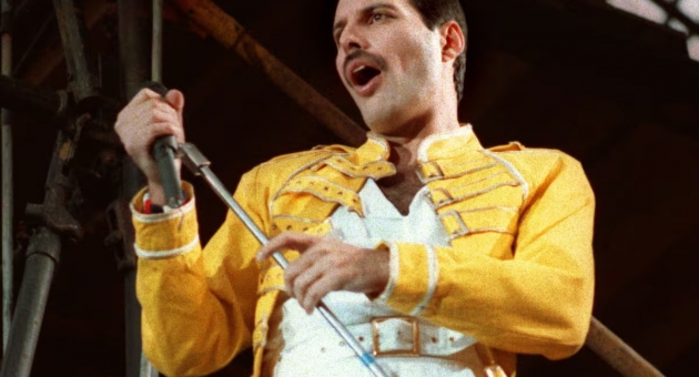 1304_freddie-mercury-en-mp7lcosixbehpbo5lsuyfha4tm.jpg