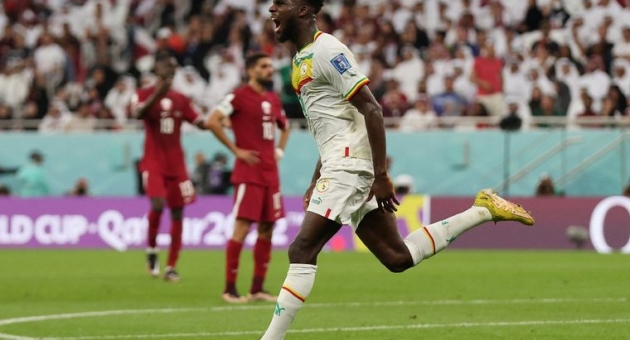 334_en-un-duelo-de-necesitados-senegal-supera-a-qatar-por-el-grupo-a.jpg