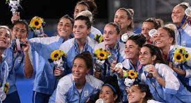 6_las-leonas-dedicaron-la-medalla-a-todo-el-pais-ch.jpg